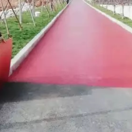 奉节​ 彩色路面喷涂翻新是一种低成本
